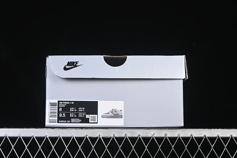 All categories Nk Air Force 1 Air Force series Nk Air Force 1 Low Air Force low-top Nike Air Force 1'07 Low gray and black suede Air Force 1 low-top casual sneakers ZH0316-133